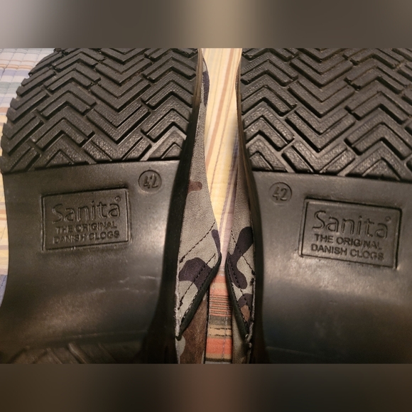 SANITA CAMOUFLAGE CLOGS - Picture 8 of 8